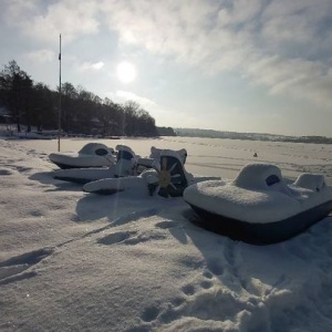 Piękna zima nad jeziorem Kłodno . 