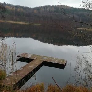 Jezioro Rekowo, nas pomost i listopadowy pejzaż 